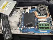Laptop Samsung NP300S03E5A na części