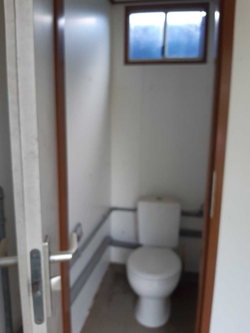Kontener sanitarny/ wc-umywalka / Poznań/ mały kontener