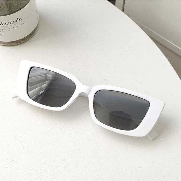 Okulary przeciwsłoneczne z polaryzacją + etui.