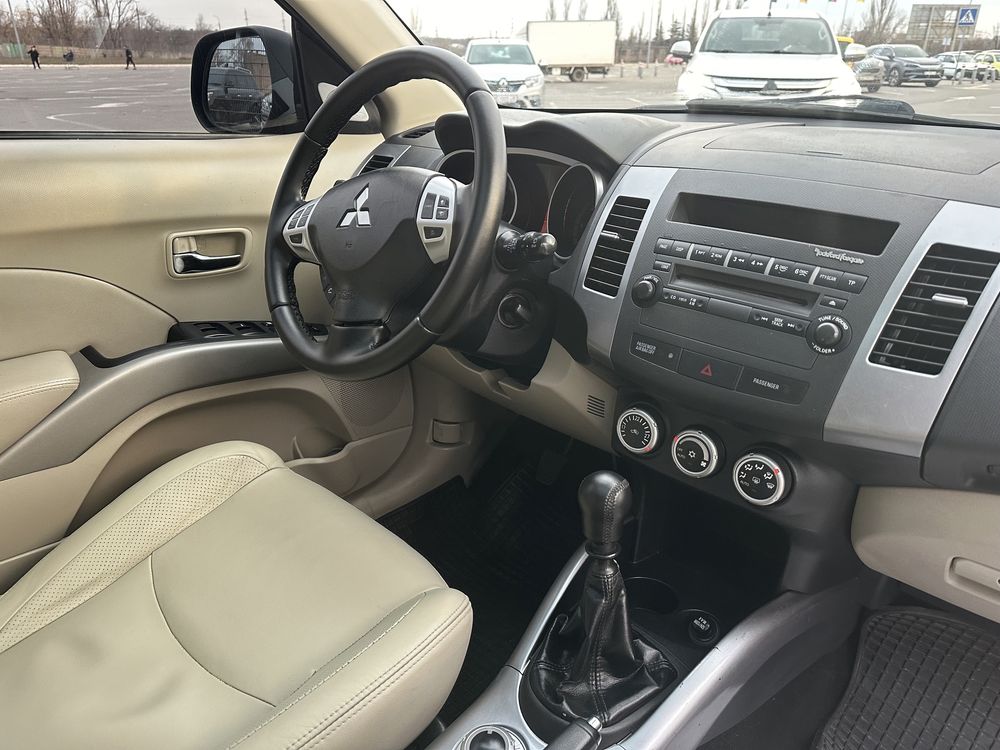 Mitsubishi (№1108м) Outlander (ВНЕСОК від 30%) Авторинок МЕТРО