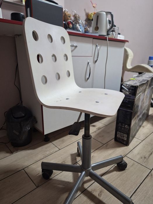 Стільчик на колесах ,для майстра,Ikea