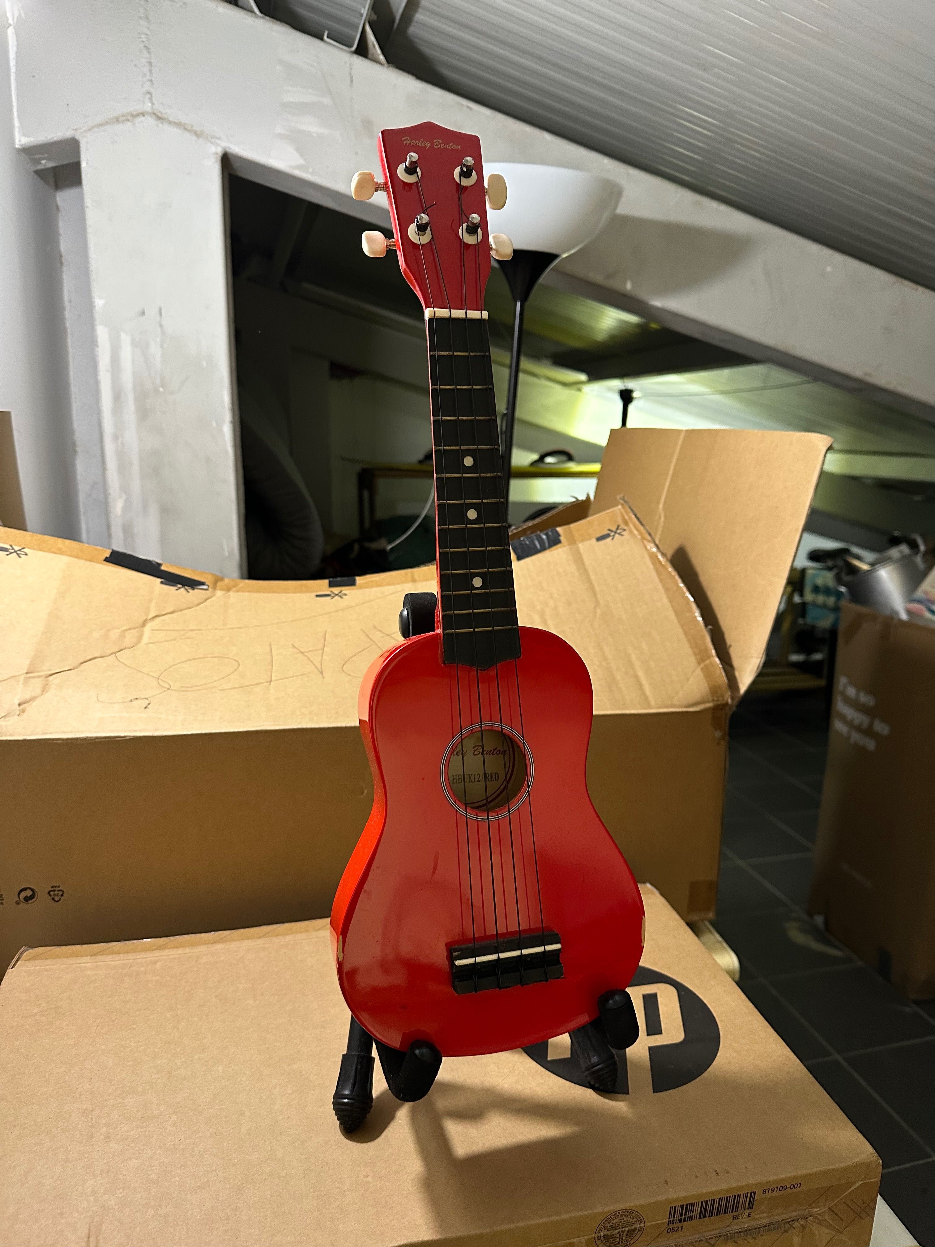 Cavaquinho para criança C/Capa e suporte