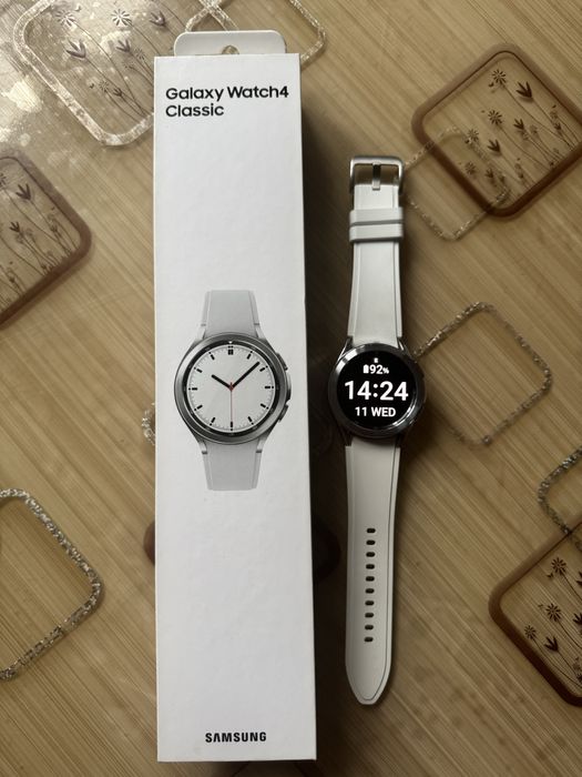Продам смарт годинникGalaxy Watch 4 Classic