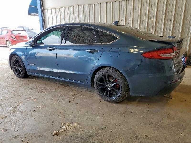 Ford Fusion Titanium 2019 /