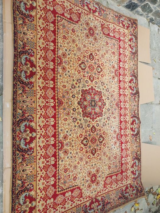 Коврова дорожка 2 на 3 гарно вимита