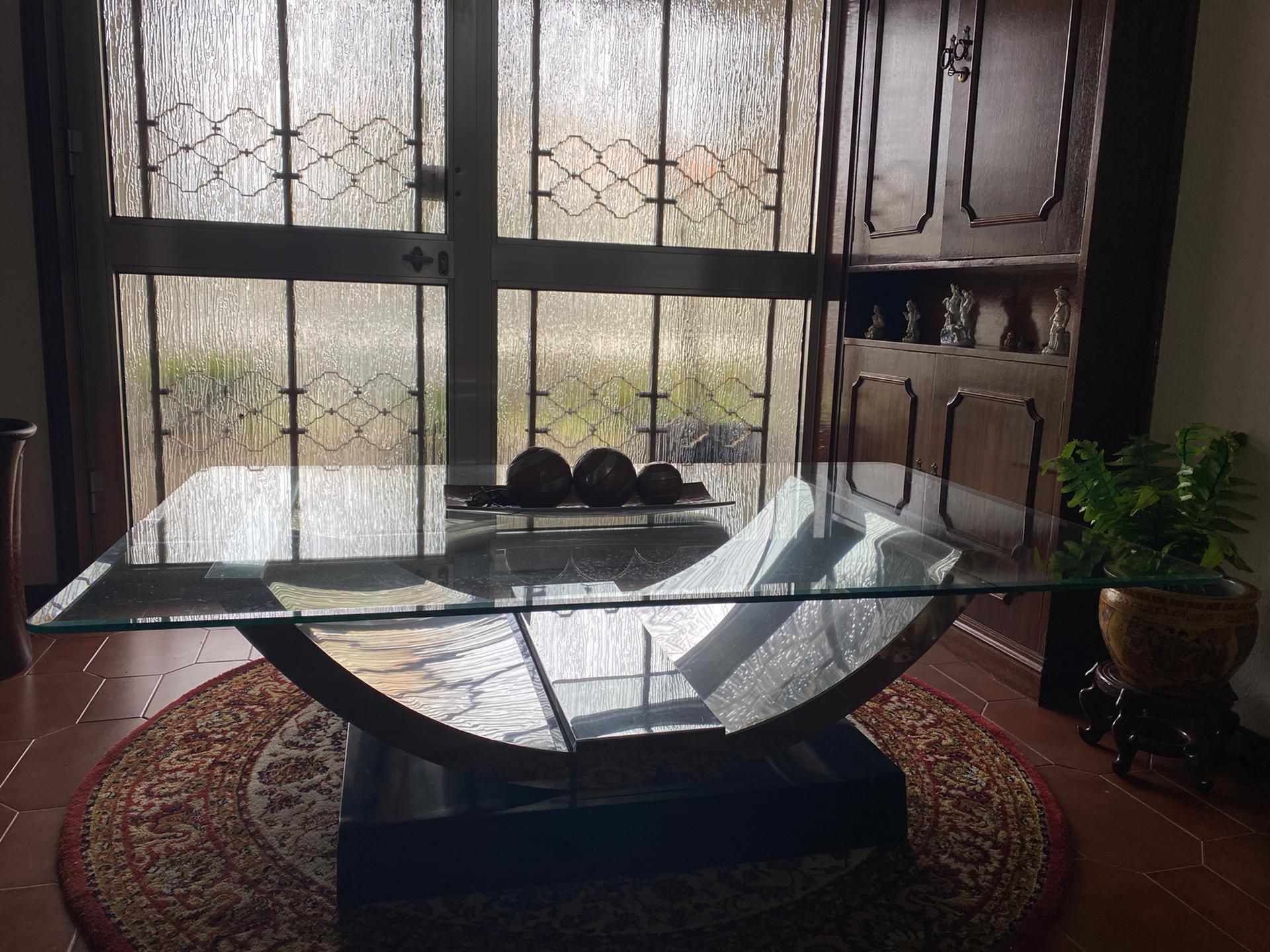 Mesa de centro em vidro