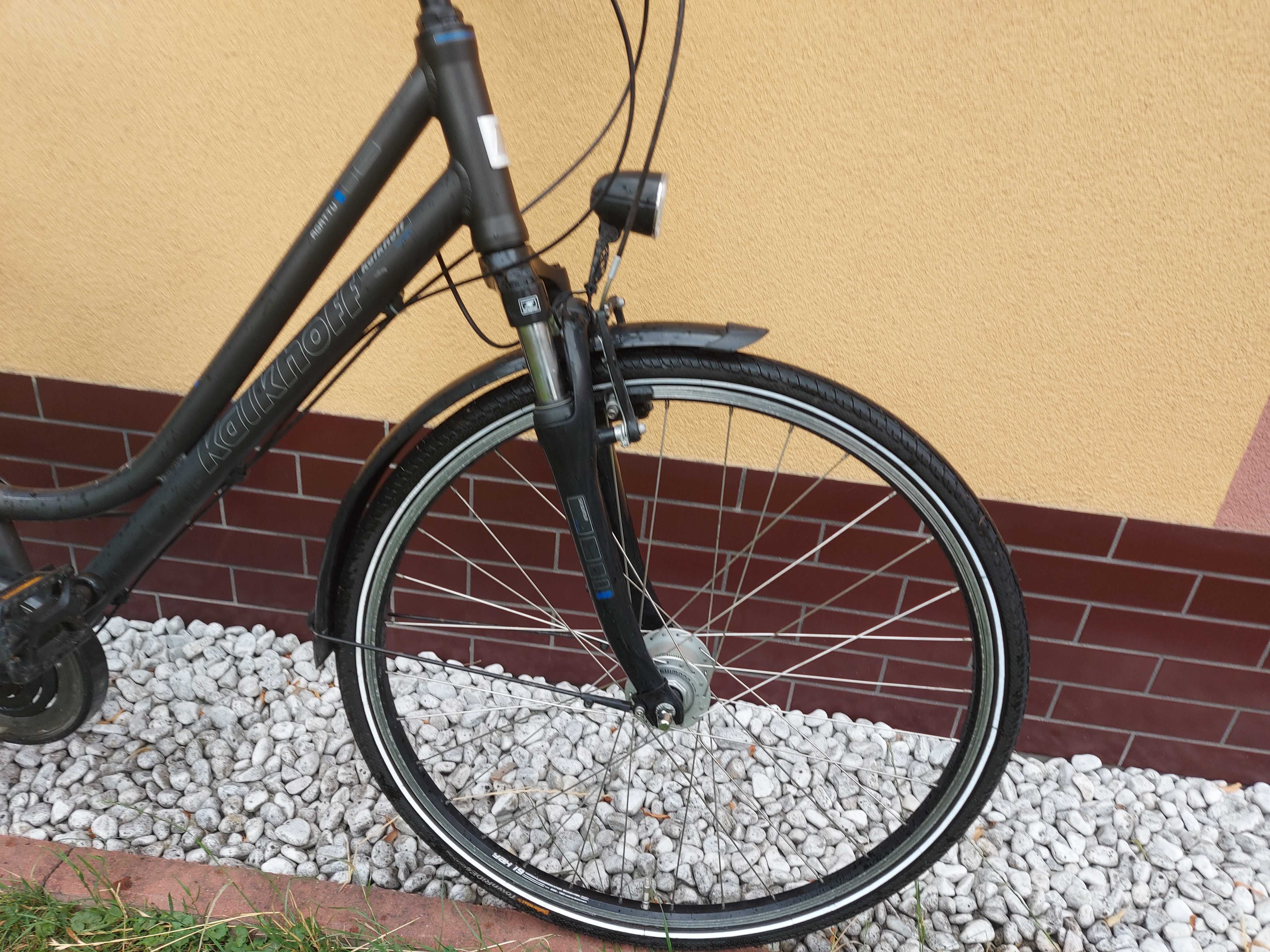 aluminiowy rower damski Kalkhoff Agattu Nexus 8 amortyzator dynamo