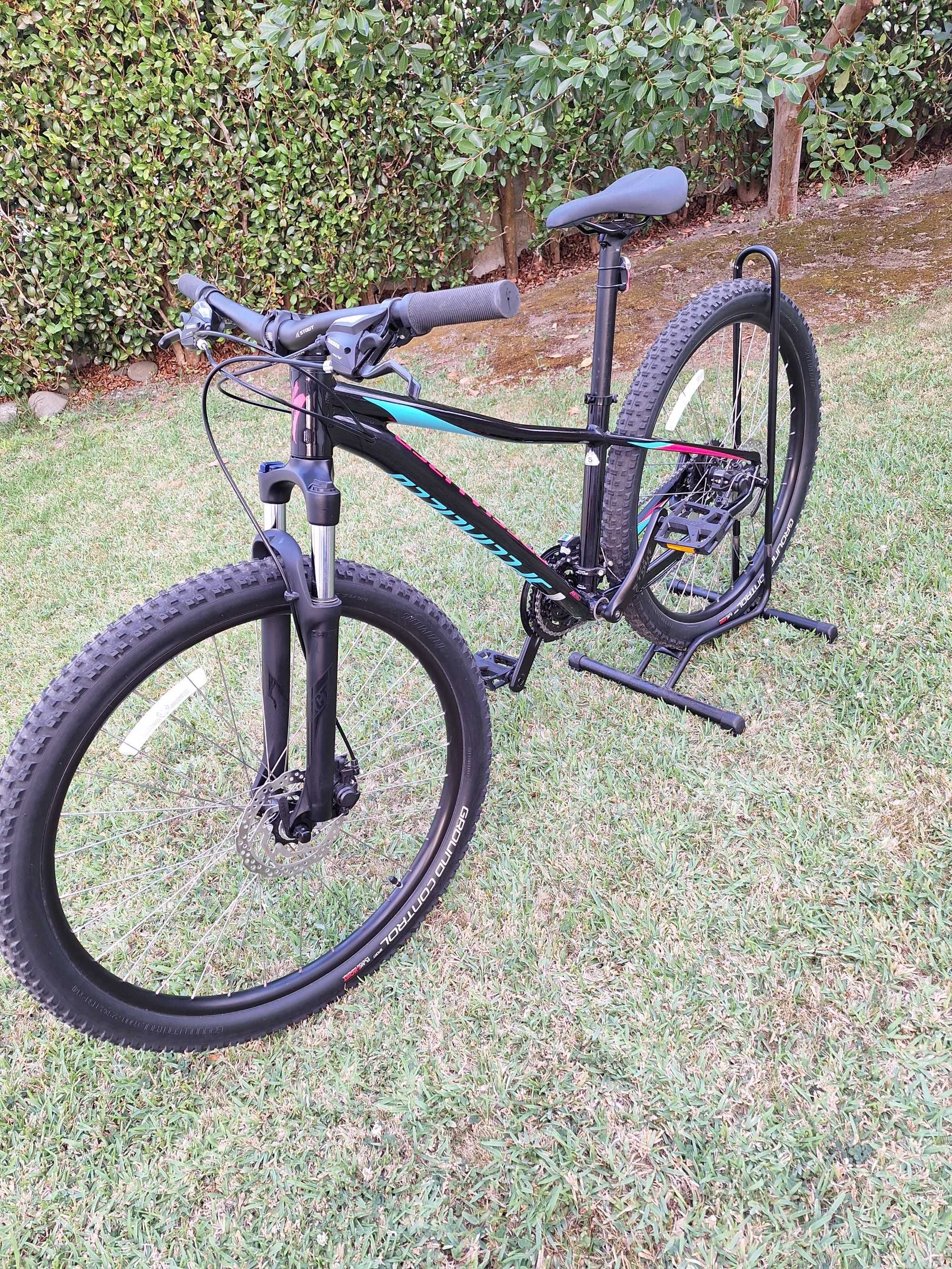 Bicicleta SPECIALIZED estado novo