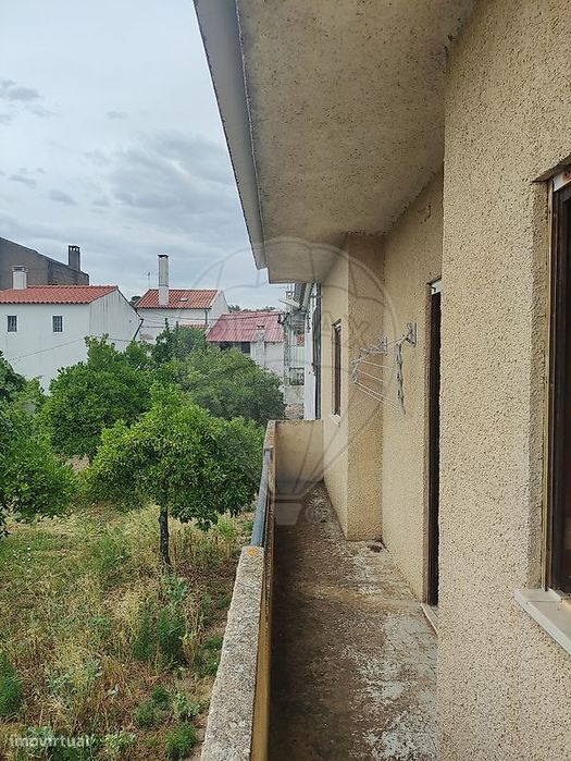 Moradia T4 para venda