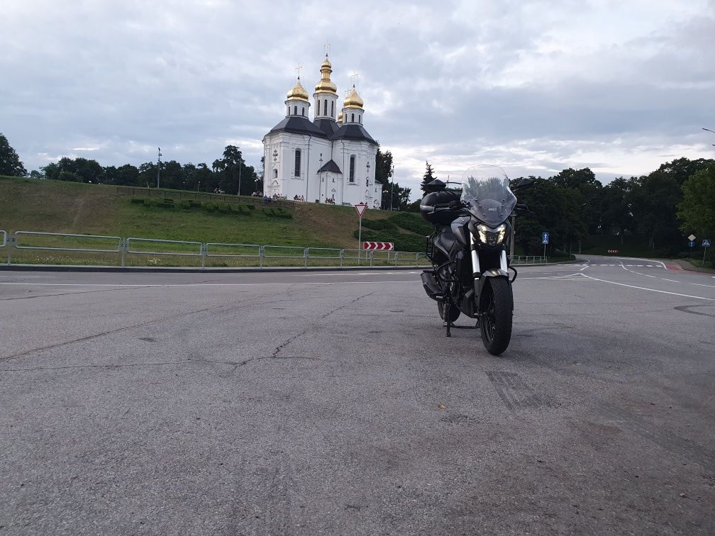 Мотоцикл Bajaj Diminar 400