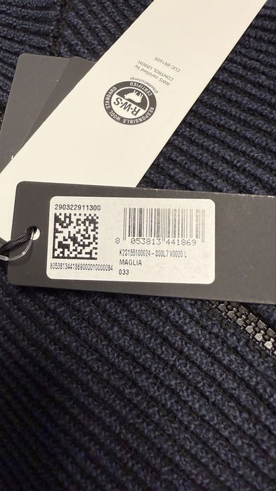 Светр оригінал Stone Island, колекція 25 року, розмір Л