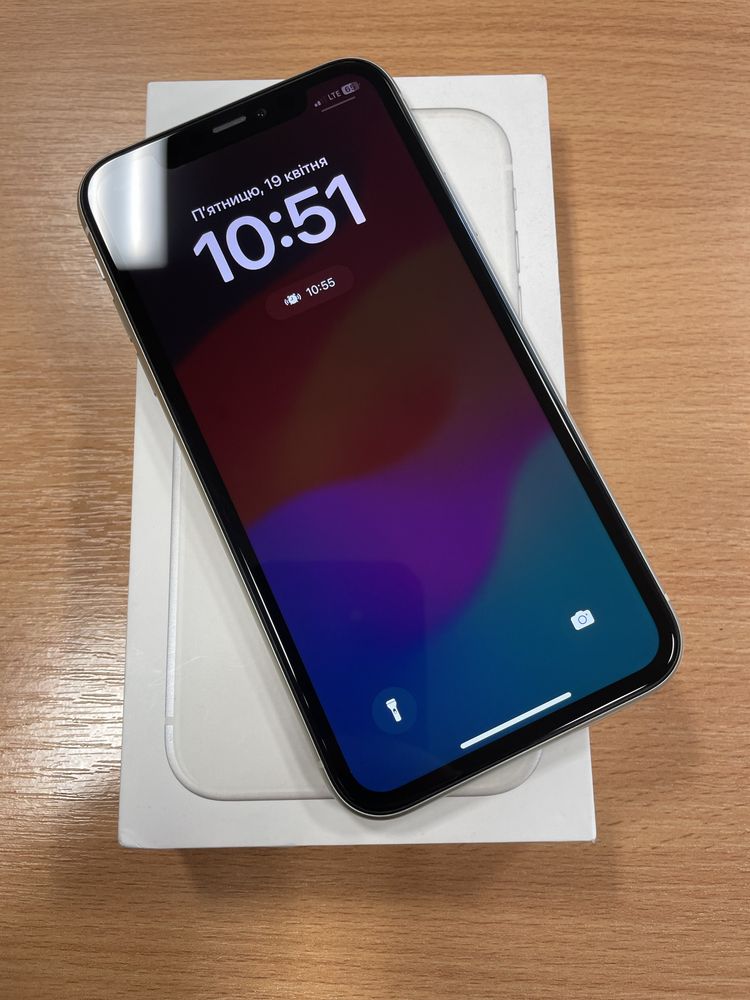 Iphone 11 64 White в ідеальному стані