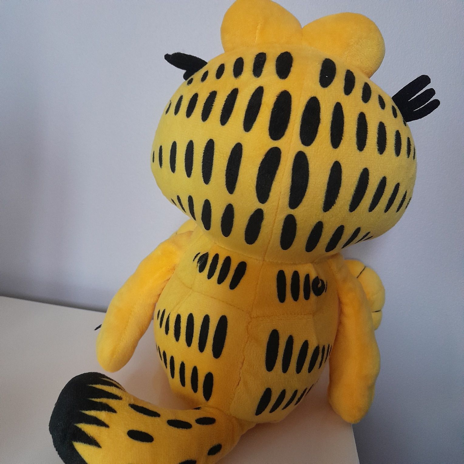 Kot Garfield oryginalny pluszak 35cm Nowy