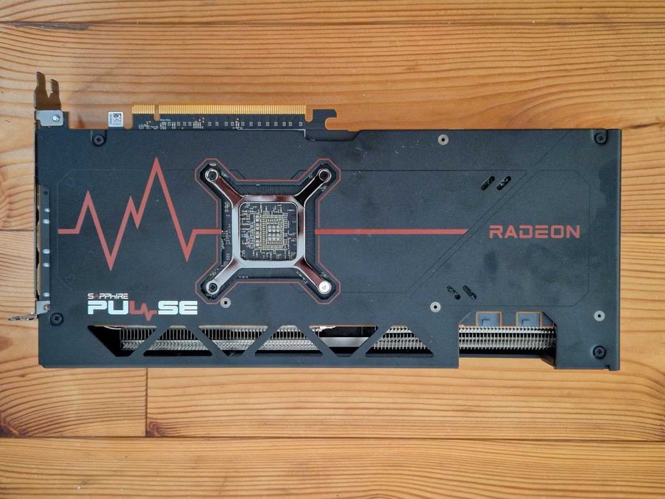 karta graficzna MSI Radeon RX 7700 XT Sapphire