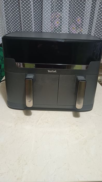 Air Fryer Tefal Dual Easy Fry na gwarancji
