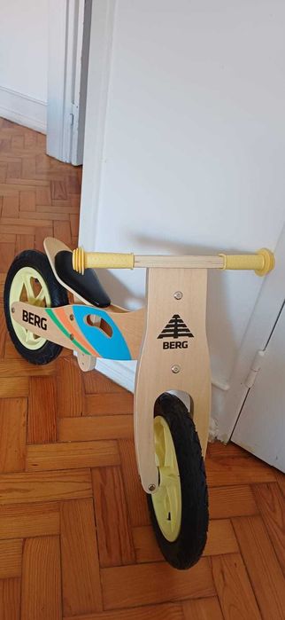 Bicicleta criança sem pedais