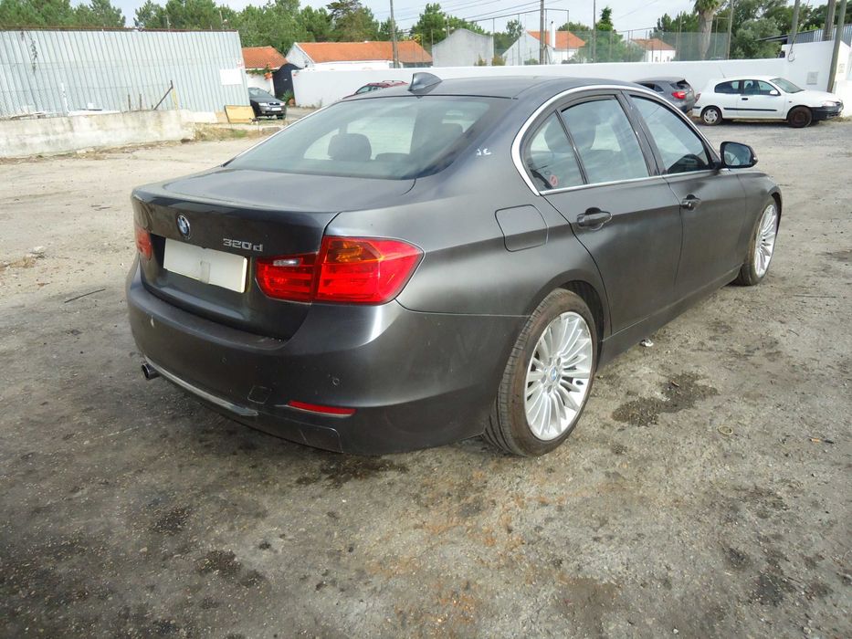 BMW 320d F30 184cv (N47D20C) de 2013 só ás peças