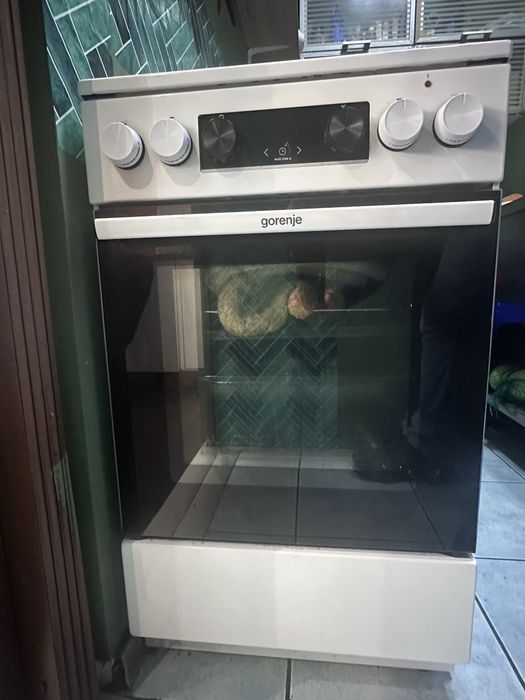 Sprzedam kuchnię gazową z piekarnikiem