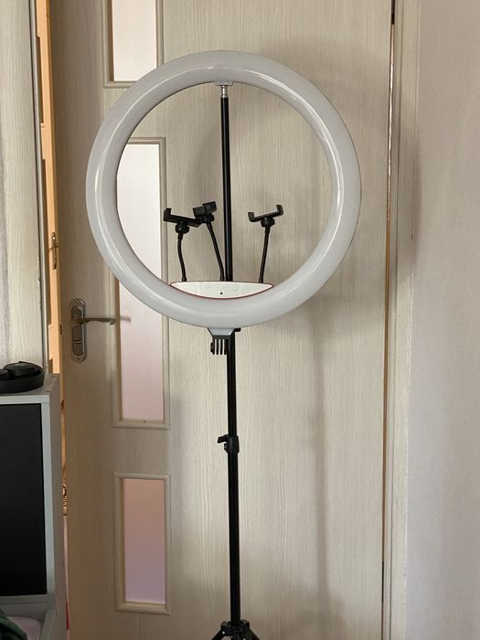 Кільцева лампа LJJ-22