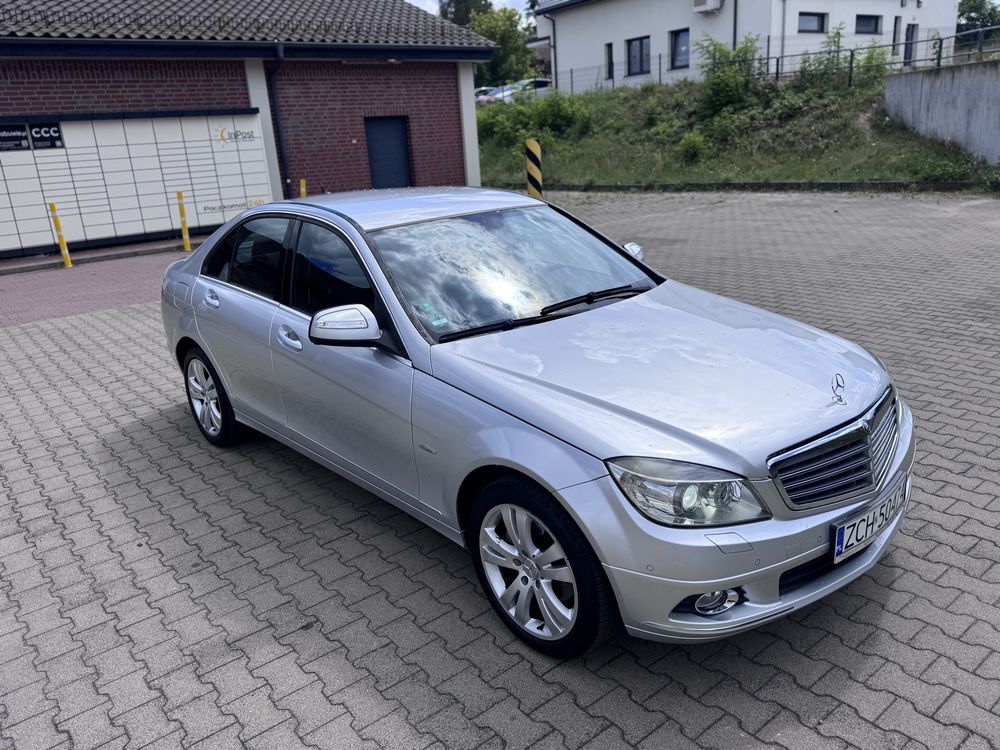 Mercedes C 200 Kompressor / Bi-Xenon / Navi / Automat / 184 KM / PL