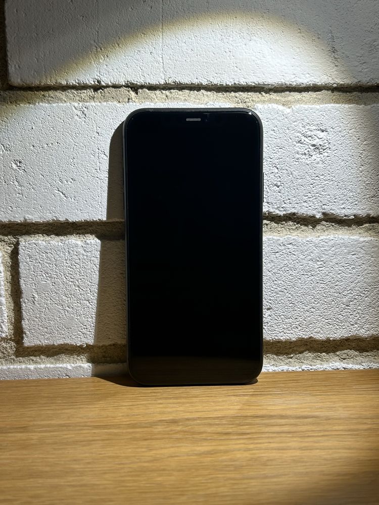 iphone 11 w kolorze czarnym 64gb