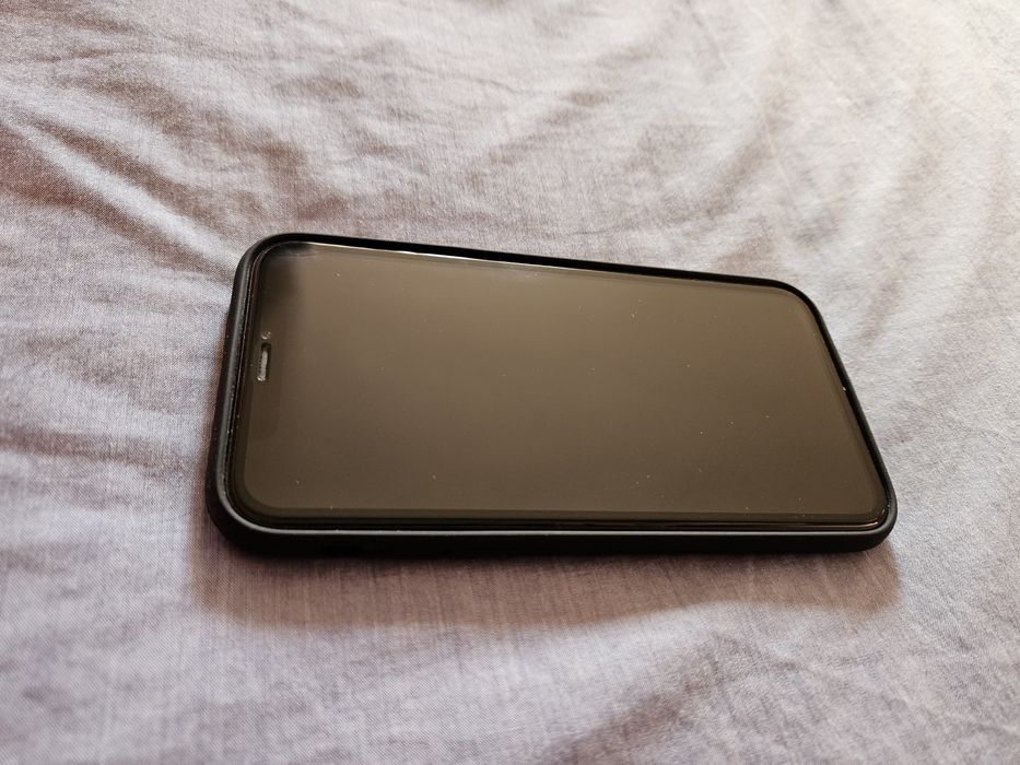 Iphone XR 128gb. Акб.92%. Обмін. Читайте оголошення.