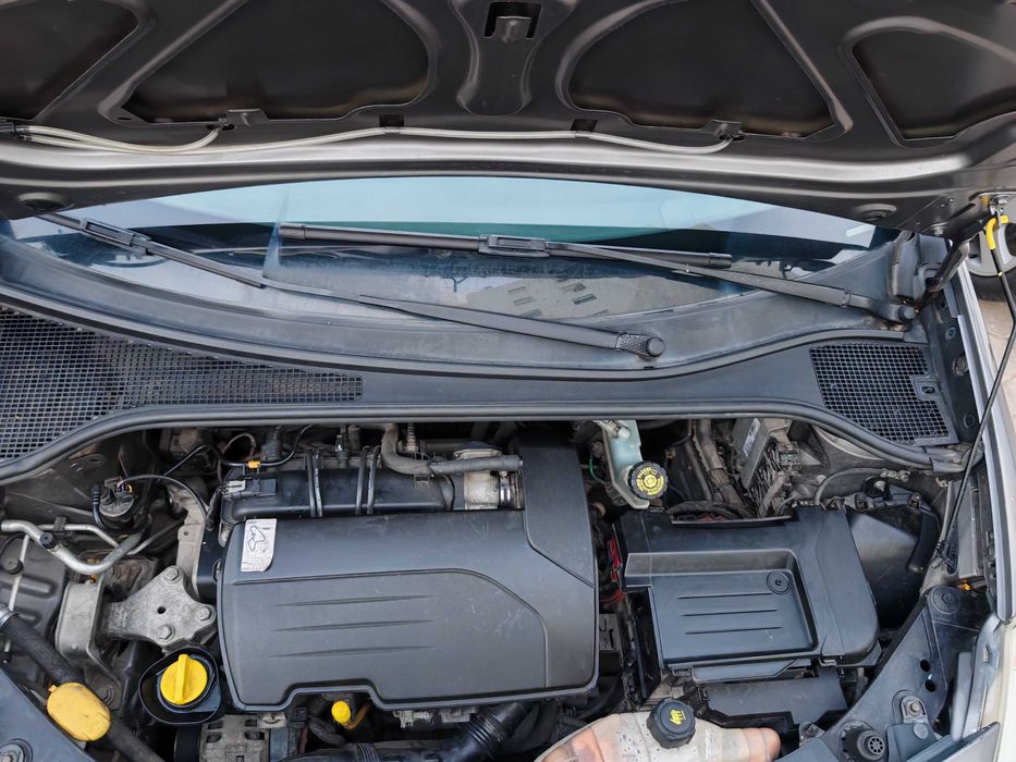 Clio III 2011 Gasolina