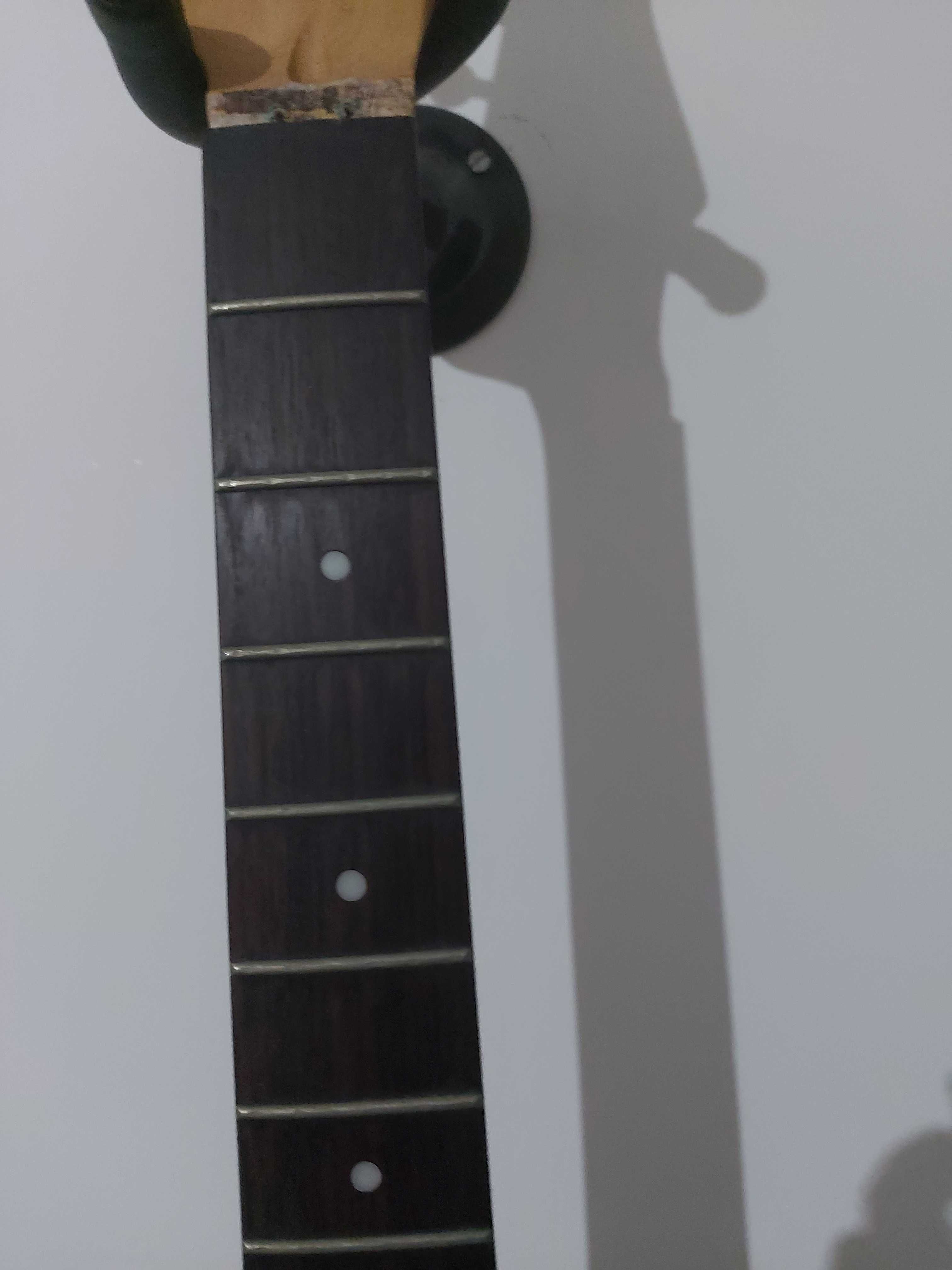 Guitarra Peavey Raptor plus exp CORPO