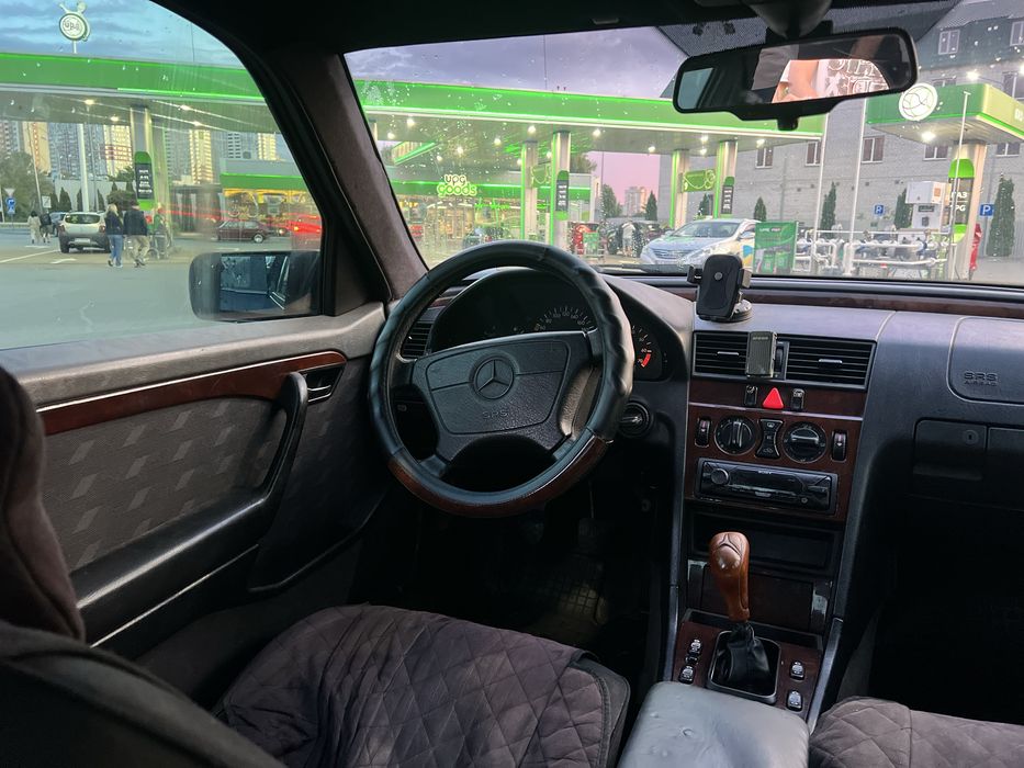 Mercedes-Benz C-Class, w202