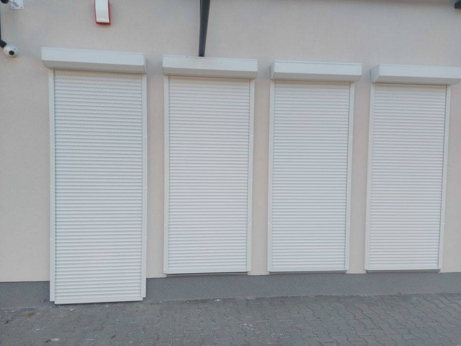 Rolety elektryczne zewnętrzne BIAŁE / 4 szt / POZNAŃ / jak nowe