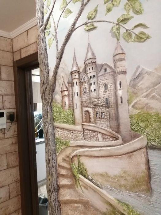 Барельеф в вашей квартире, доме, подезде