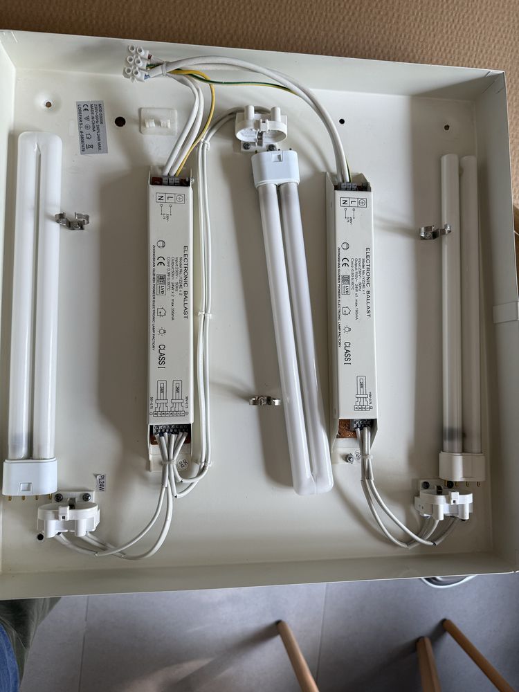 Luz de Tecto para Cozinha em Inox - 3 Lâmpadas de 24 Watt