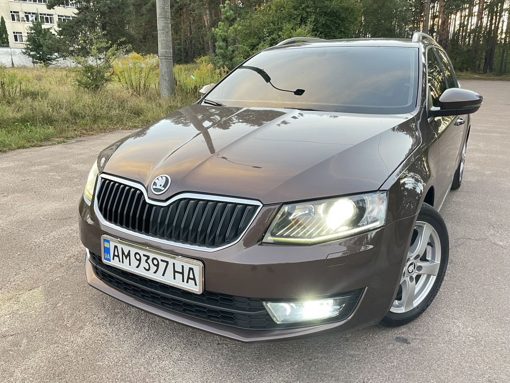 Авто Skoda Octavia A7 2017автомобіль машина