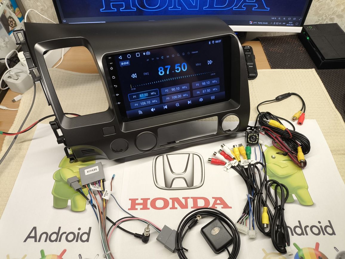 ‼️+ Камера‼️Honda civic 4D/hybrid 6/64gb