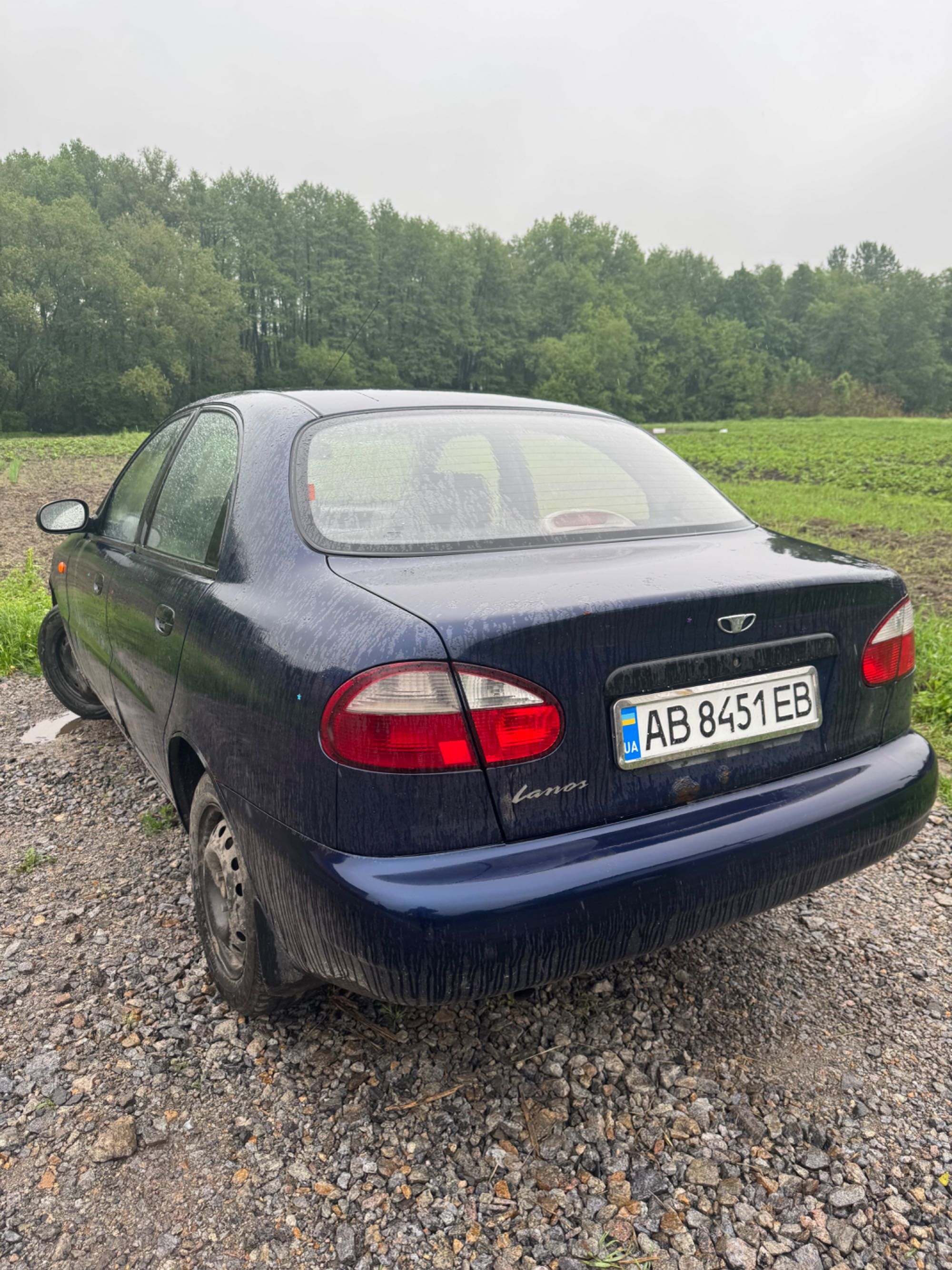 Машина Daewoo Lanos