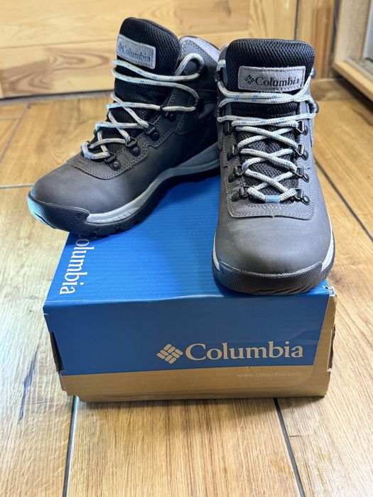 Зимові черевички Columbia 38,5 оригінал стелька на ногу 24см