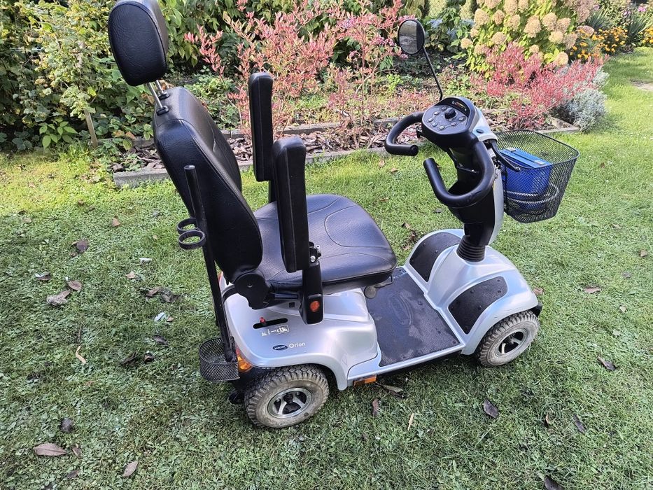 Wózek inwalidzki elektryczny