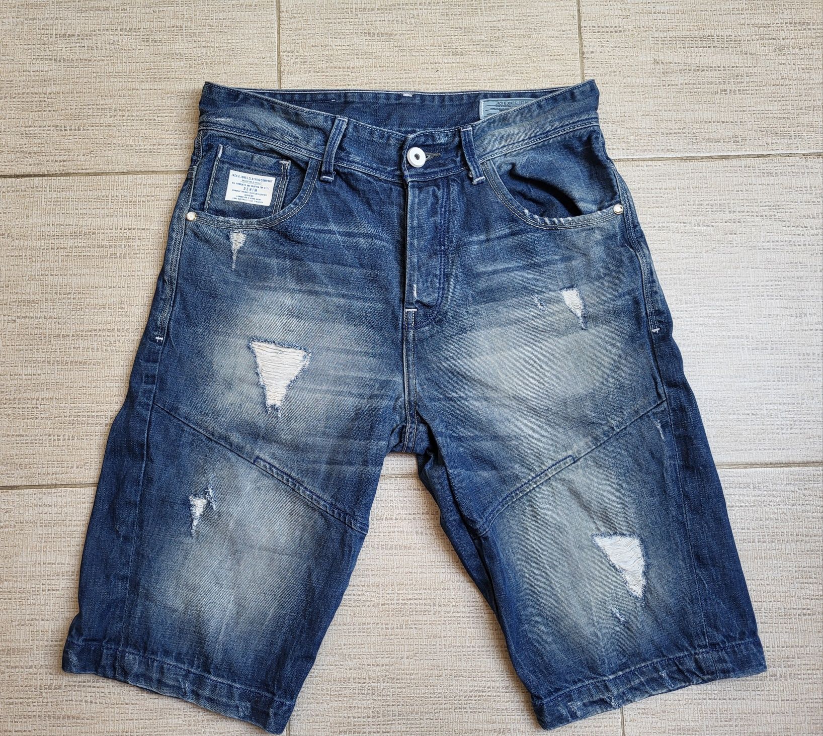 szorty jeansowe, krótkie spodenki z przetarciami Jack & Jones S/36