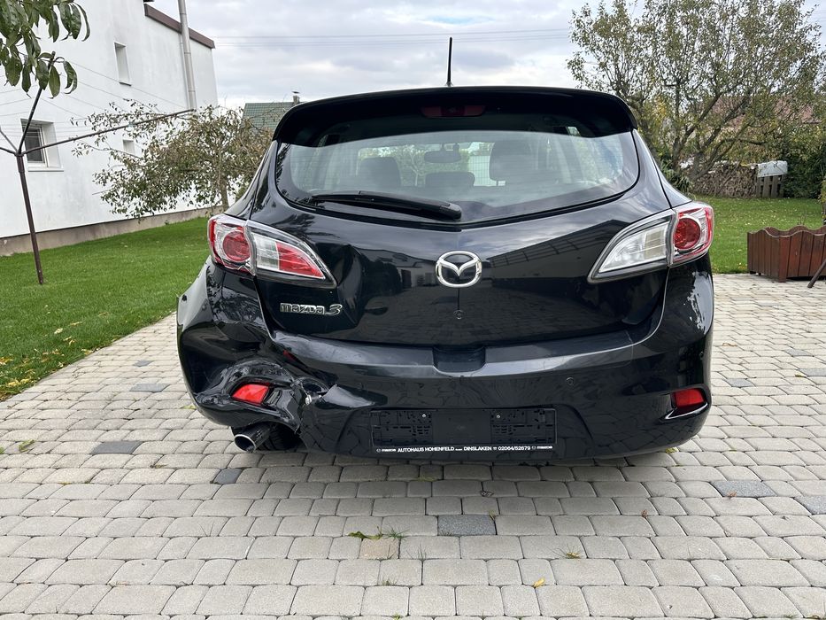Mazda 3 1.6 benzyna