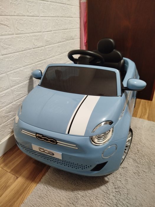 Carro Fiat 500e 6v