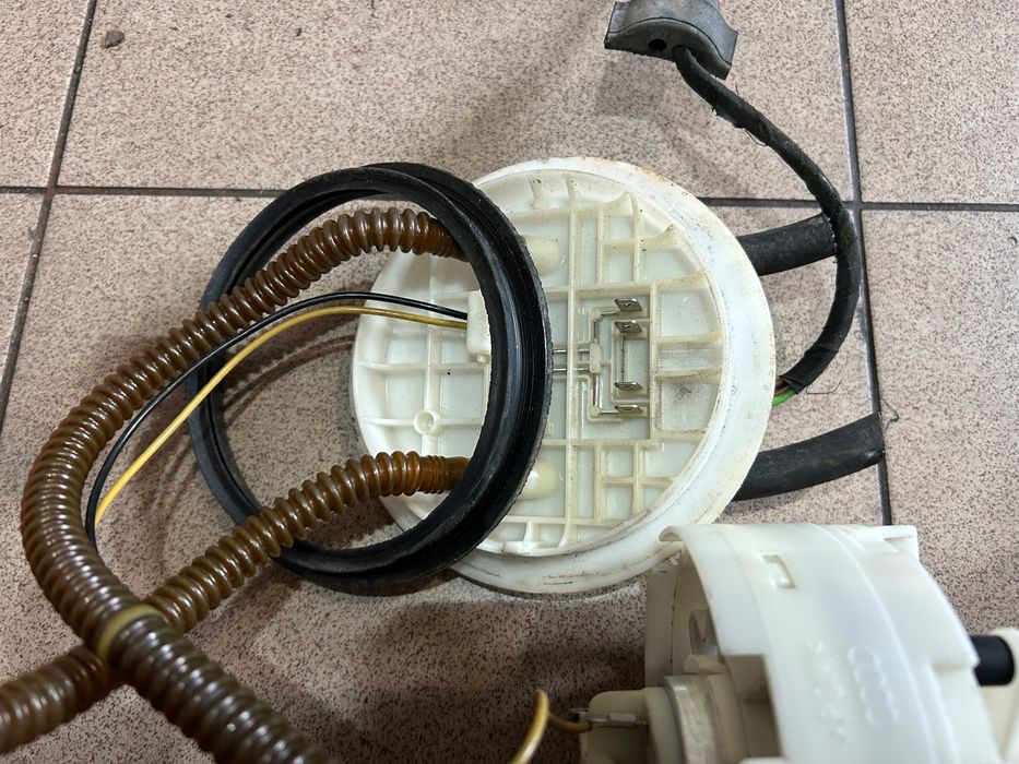 Pompa Paliwa Audi A6 C5 1.8 T 2.4 2.8 3.0 V6 Quattro 98-04