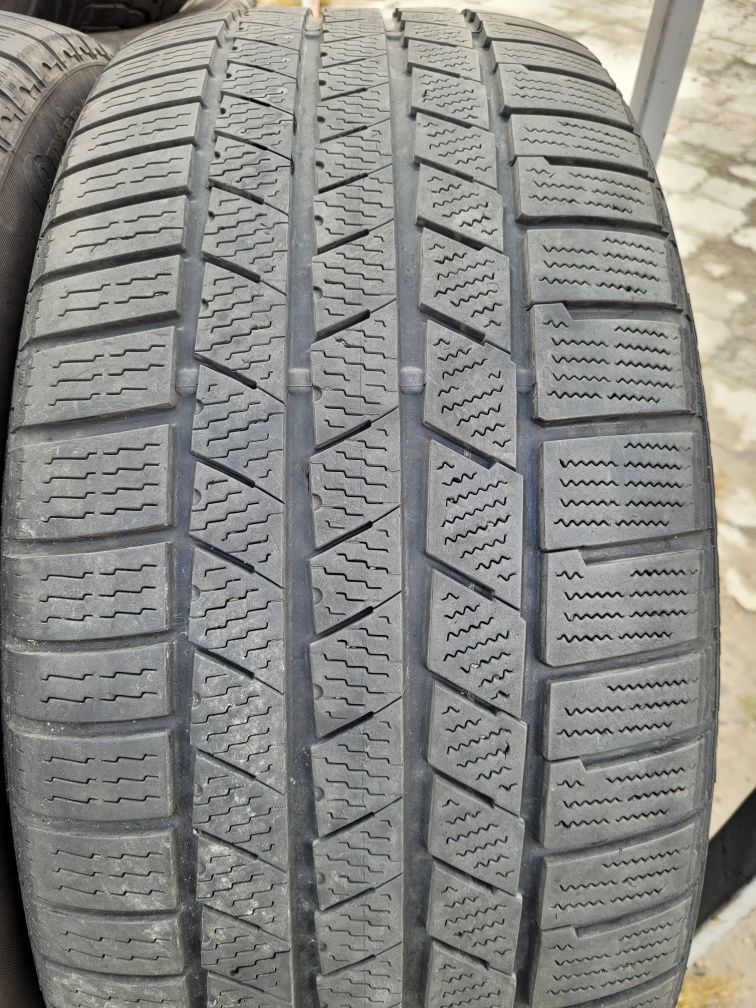 Резина 275/40R22 2шт Контік