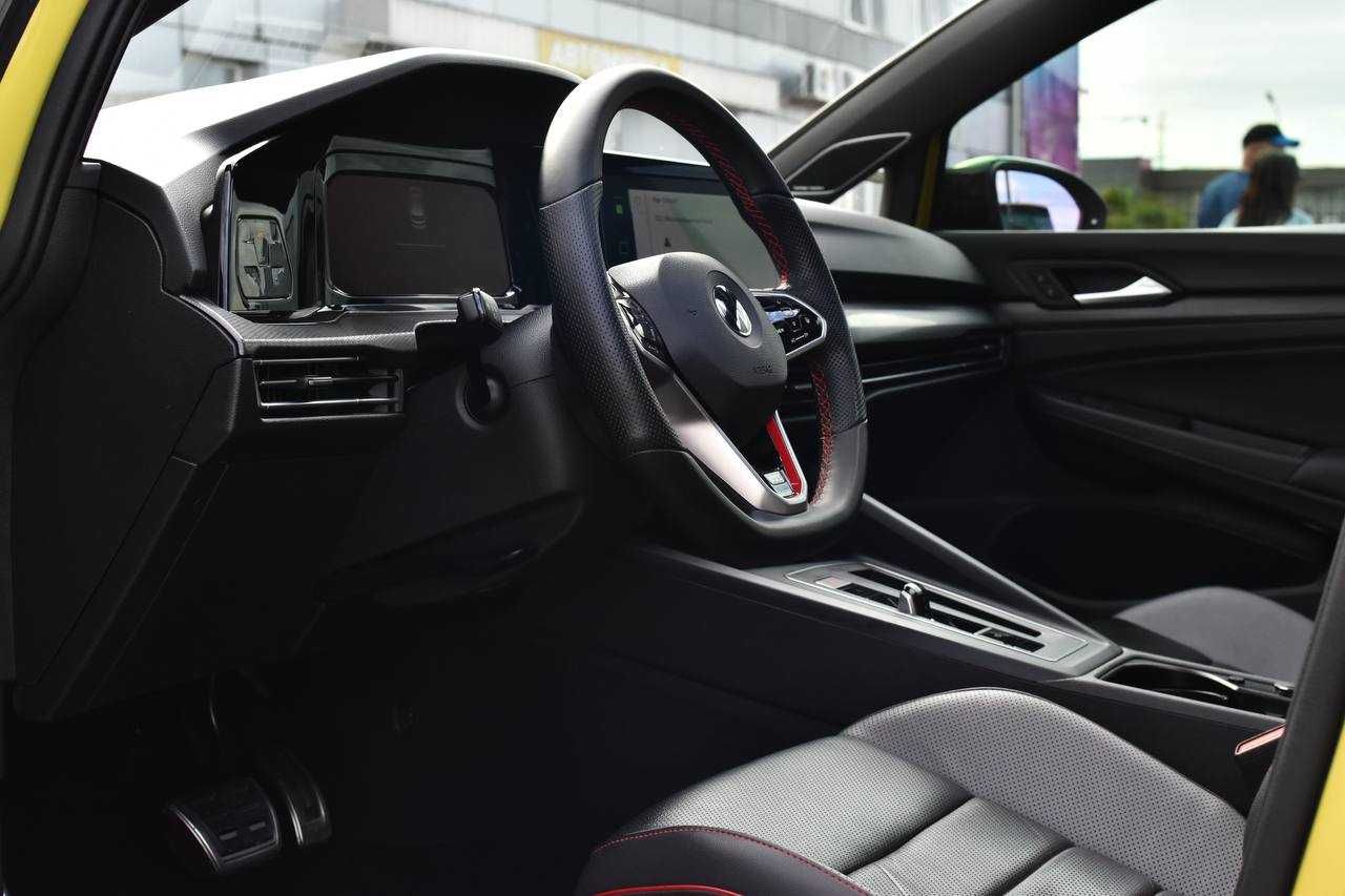 Volkswagen Golf gti 2021 р. 2.0 turbo бензин (Перший внесок від 20%)