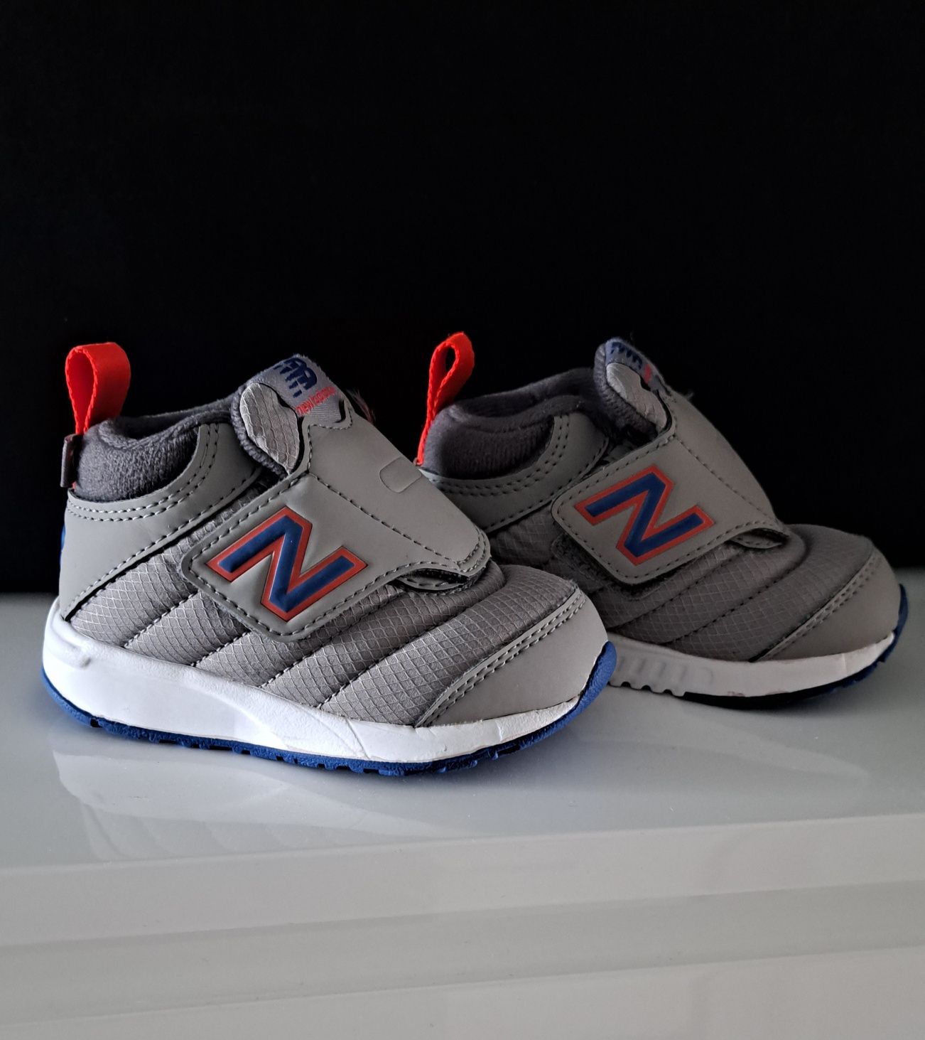 New Balance r.22,5