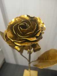 Wieczna róża wyjątkowy prezent rękodzieło