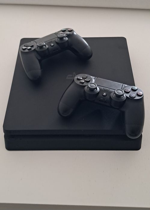 Playstation 4 - 5 Jogos