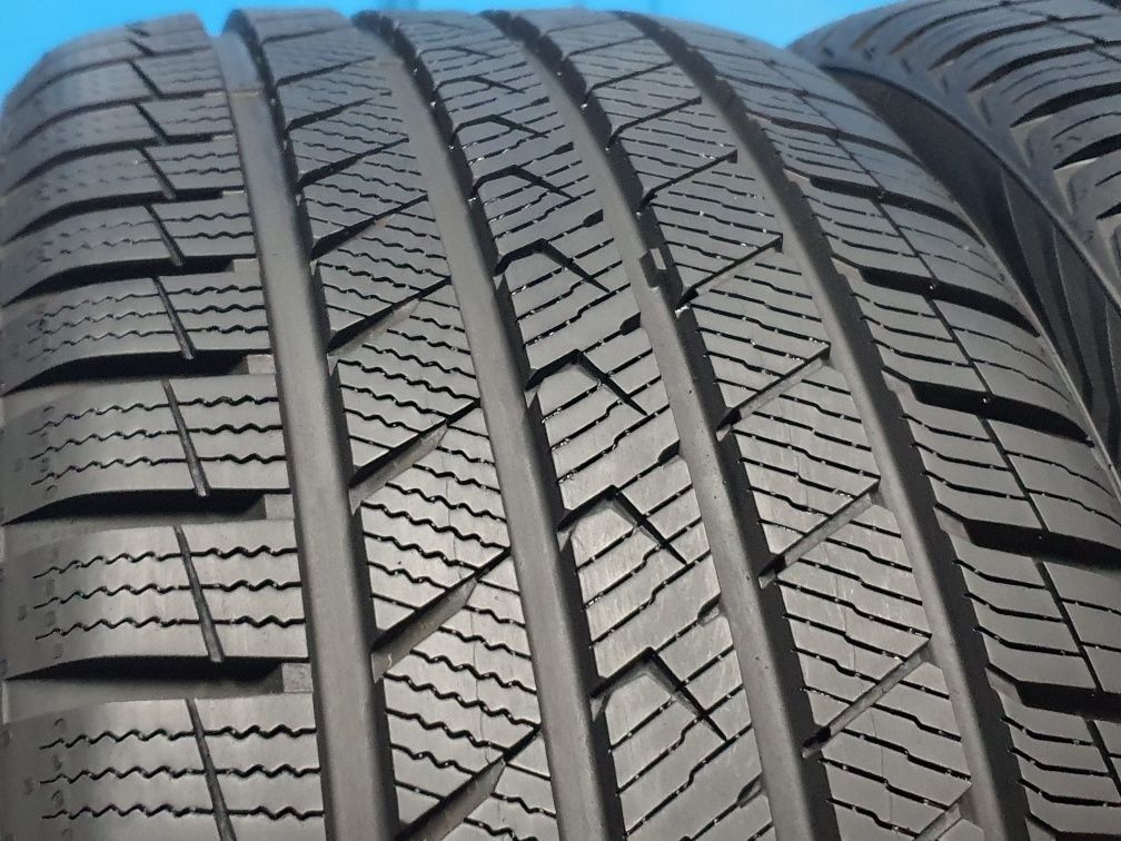 225/40 R18 Opony całoroczne Vredestein! Rok 2022