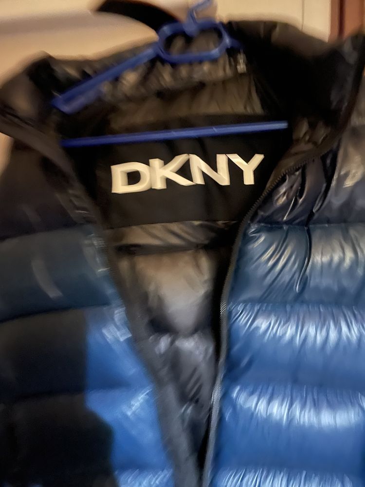 Blusão penas DKNY