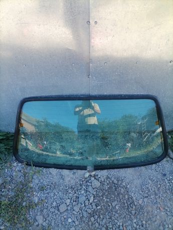 Заднее стекло с подогревом Dacia Super Nova