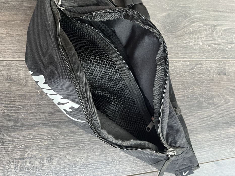 Поясная сумка бананка nike новая оригинал 3l